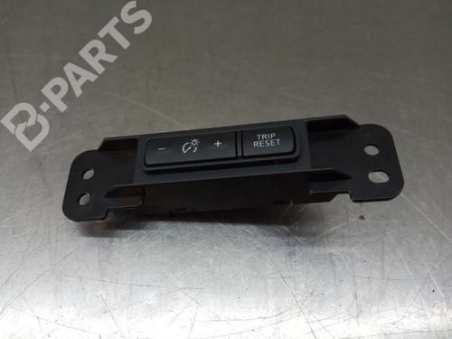 Used Switch NISSAN MICRA V (K14) 1.0 (73 hp) 8229278