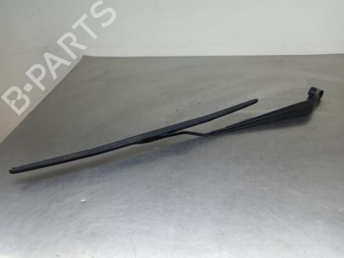 Used Front windshield wiper arm NISSAN MICRA V (K14) 1.0 (73 hp) 14440783