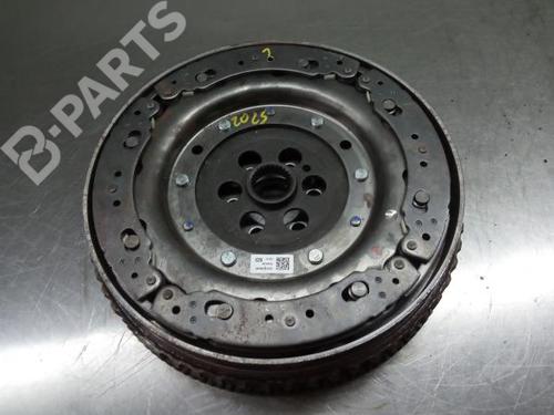 Used Flywheel RENAULT KADJAR (HA_, HL_) 1.2 TCe 130 (HLMR) (130 hp) 8346173