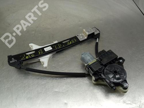 Elevador vidro trás direito VW POLO VI (AW1, BZ1, AE1) 1.0 TSI (115 hp) 5Q0959812D / 0130822694