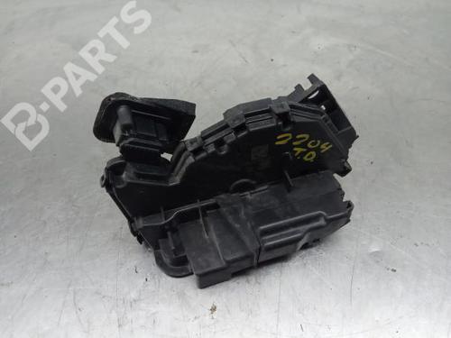 Serratura posteriore destra SEAT ARONA (KJ7, KJP) 1.0 TSI (115 hp) 5TA839016E