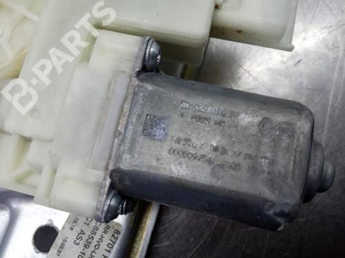 Rudehejsemekanisme venstre bagtil NISSAN QASHQAI II SUV (J11, J11_) 1.5 dCi | BP9242055C24 