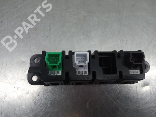 Switch NISSAN JUKE (F15) 1.6 DIG-T NISMO RS | BP9533102I30 