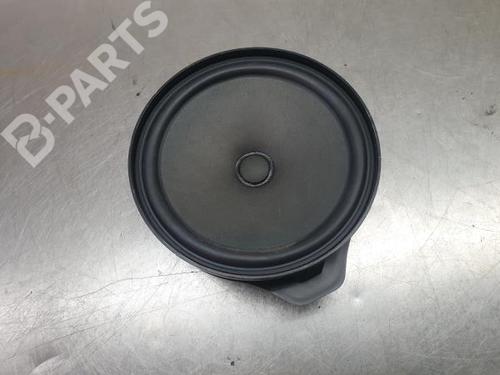 Used Speaker MERCEDES-BENZ B-CLASS Sports Tourer (W246, W242) B 180 CDI / d (246.212) (109 hp) 10654185