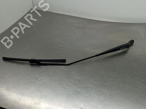 Used Front windshield wiper arm PEUGEOT 2008 I (CU_) [2013-2026]  14443143