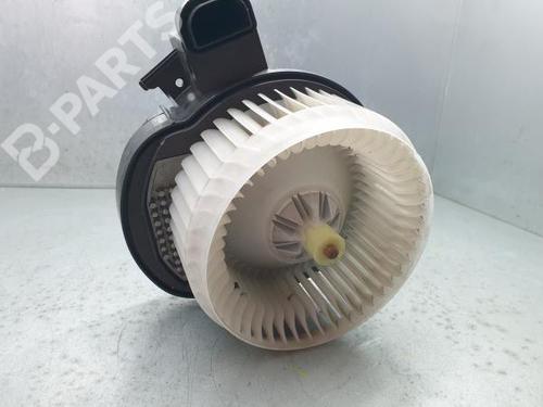 Heater blower motor JAGUAR XE (X760) 2.0 D | BP11789822M62