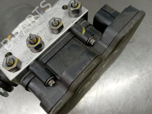 ABS pump RENAULT CLIO V (B7_) 1.5 Blue dCi 115 (B7AD) | BP13917050M43 