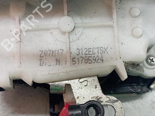 Front left lock FIAT 500 (312_) 1.2 (312AXA1A) | BP14470781C98