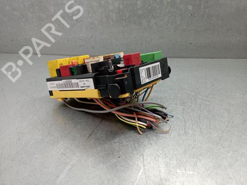 Fuse box PEUGEOT 208 I (CA_, CC_) 1.2 VTI 82 | BP15527173E1 
