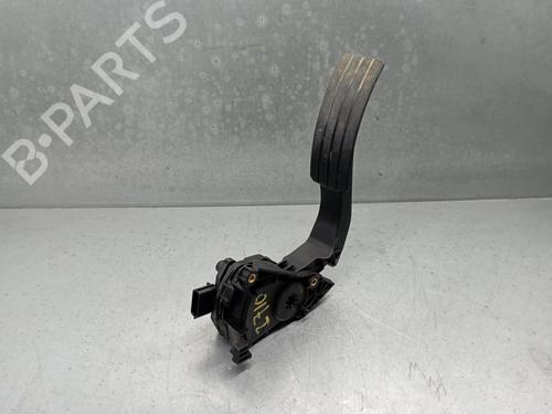 Pedal RENAULT CLIO IV Hatchback Van (BH_) 0.9 TCe 90 (90 hp) 180029347R / 6PV00997807