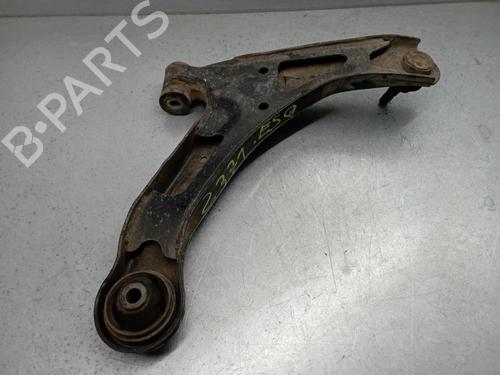 Used Left front suspension arm SUZUKI GRAND VITARA II (JT, TE, TD) 1.9 DDiS All-wheel Drive (JT419, TD44, JB419WD, JB419XD,... (129 hp) 15779999