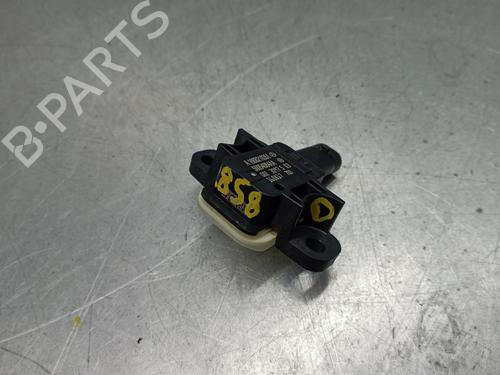 Electronic module MERCEDES-BENZ GLA-CLASS (X156) GLA 180 CDI / d (156.912) A1668210351 / 56054084AA