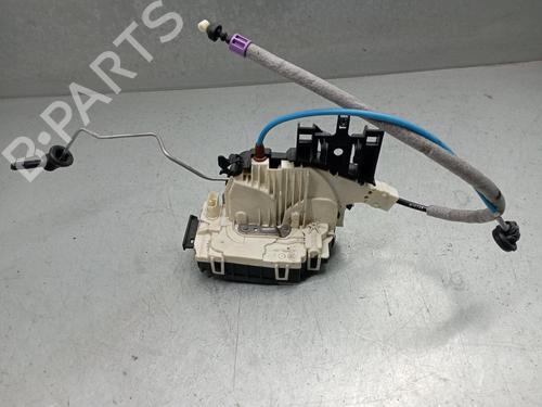 Front right lock MERCEDES-BENZ GLA-CLASS (X156) GLA 180 CDI / d (156.912) A1667200435 / A2040085899