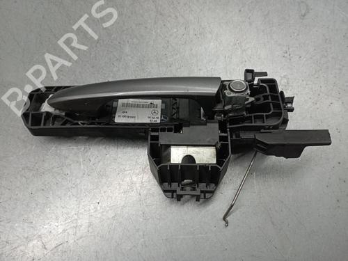 Front left exterior door handle MERCEDES-BENZ CLA Shooting Brake (X117) CLA 200 CDI / d (117.908) (136 hp) A2047601700