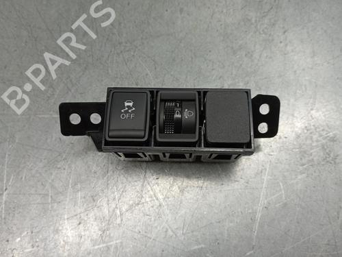 Used Switch NISSAN LEAF (ZE0) Electric (109 hp) 17000016