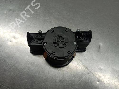 Headlight switch MERCEDES-BENZ GLA-CLASS (X156) GLA 180 CDI / d (156.912) | BP17191511I24 