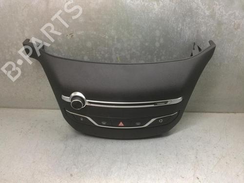 Radio PEUGEOT 308 II (LB_, LP_, LW_, LH_, L3_) 1.2 THP 110 | BP17498952E6