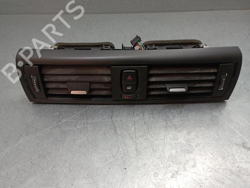 Instrumentbord BMW 1 (F20) 118 d (143 hp) 920711610 / 507892