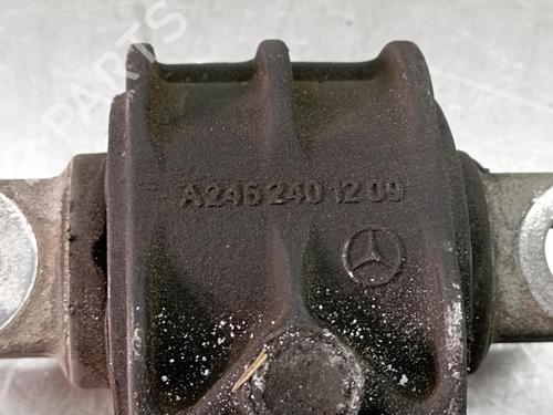 Gearbox mount MERCEDES-BENZ GLA-CLASS (X156) GLA 200 CDI / d (156.908) | BP18305822M88 