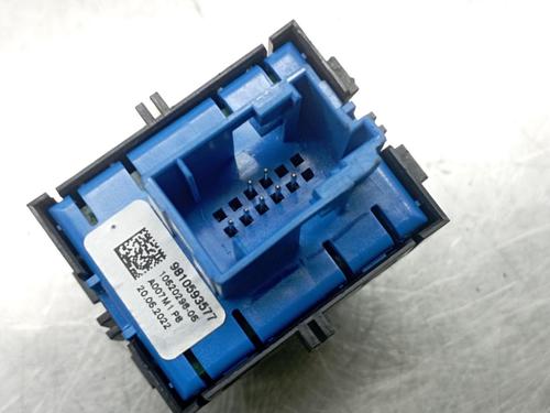 Switch PEUGEOT 2008 II (UD_, US_, UY_, UJ_, UR_, UC_) 1.2 PureTech 130 (USHNS, URHNS) | BP18413288I30