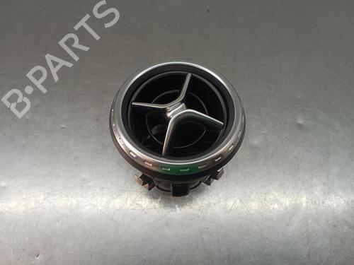 Air vent MERCEDES-BENZ GLA-CLASS (X156) GLA 180 CDI / d (156.912) A1568300054 / Y093243100D
