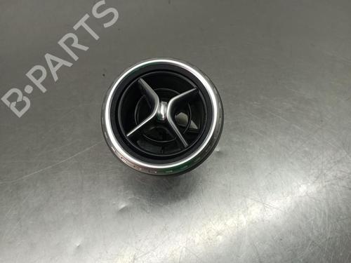 Air vent MERCEDES-BENZ GLA-CLASS (X156) GLA 180 CDI / d (156.912) A1568300054 / Y093243100D