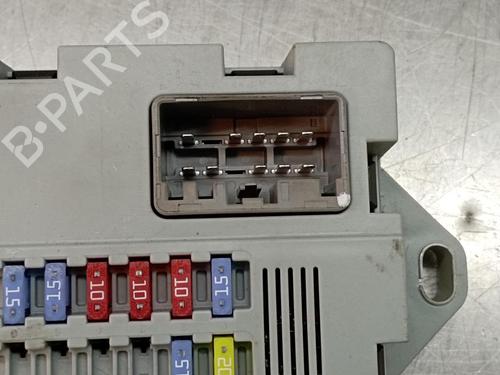Fuse box JAGUAR XE (X760) 2.0 D | BP18728916E1 