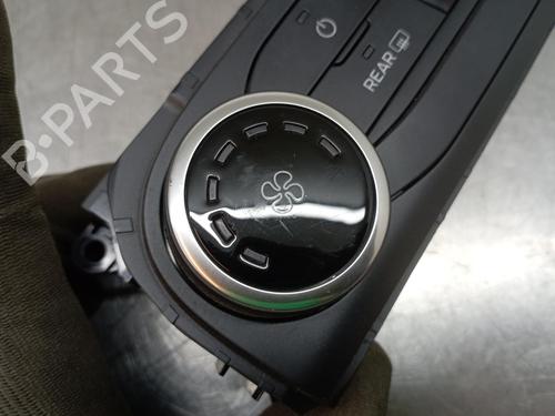 AC-Styringsenhed/Manøvreenhed FORD FIESTA VII (HJ, HF) 1.0 EcoBoost | BP18958231I5 