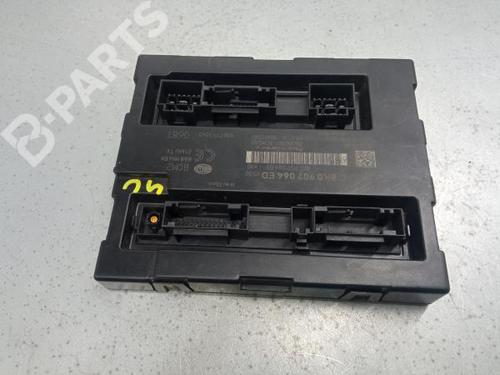 Used Electronic module AUDI A4 B8 (8K2) [2007-2017]  3027472
