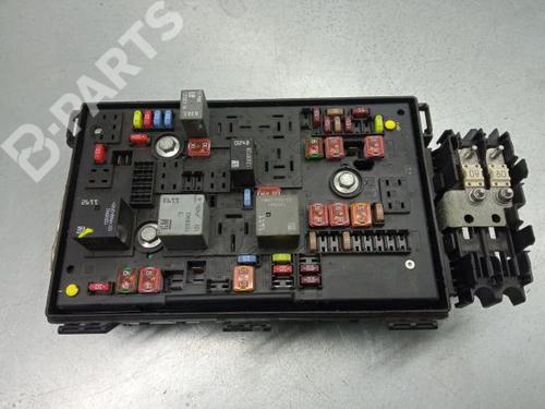 Used Fuse box OPEL ASTRA J (P10) [2009-2016]  3087844