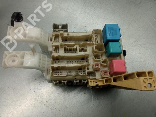 Fuse box TOYOTA YARIS (_P9_) | BP3087554E1