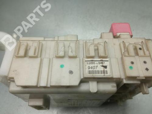 Fuse box TOYOTA YARIS (_P9_)  | BP3093206E1
