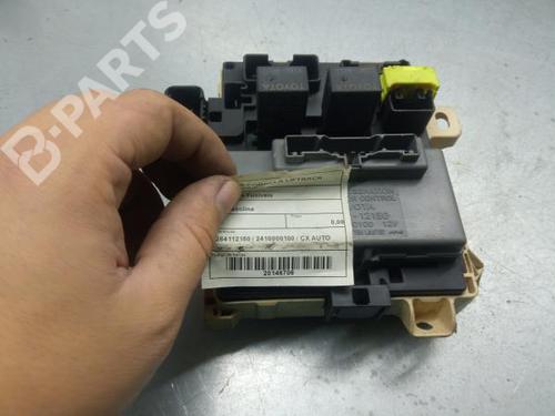 Used Fuse box TOYOTA COROLLA Liftback (_E11_) [1997-2002]  3084720
