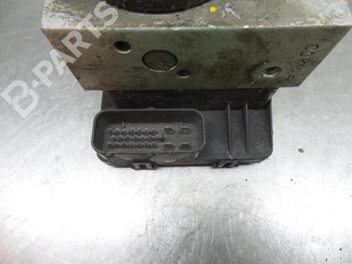 ABS pump HYUNDAI ELANTRA III Saloon (XD)  | BP3024592M43