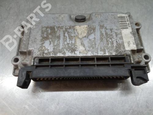 Używane Sterownik / Moduł silnika PEUGEOT 206 Hatchback (2A/C) [1998-2012]  3085852