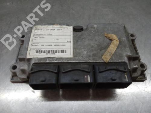 Calculateur moteur (ecu) PEUGEOT 206 Hatchback (2A/C) [1998-2012]  3094178