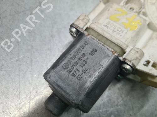 Left front window motor MERCEDES-BENZ C-CLASS (W204) | BP11495479E21