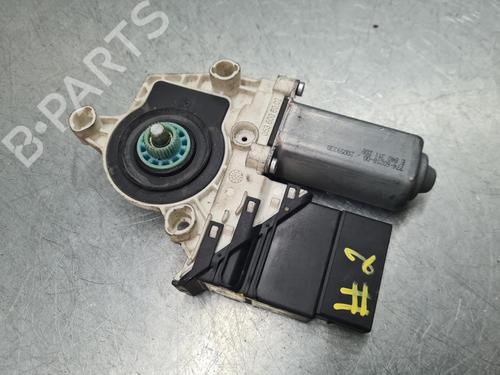 Used Right rear window motor SEAT LEON (1P1) [2005-2013]  11495499