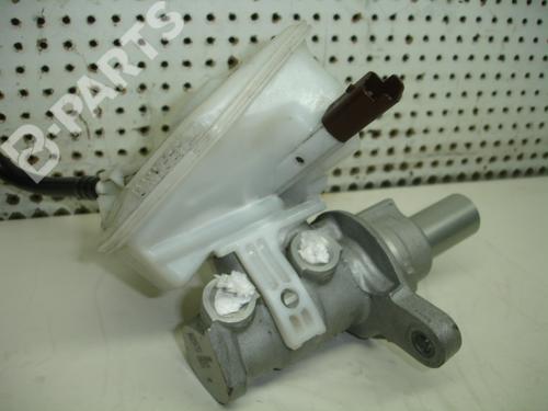 Used Brake master cylinder PEUGEOT 308 II (LB_, LP_, LW_, LH_, L3_) [2013-2021]  322782