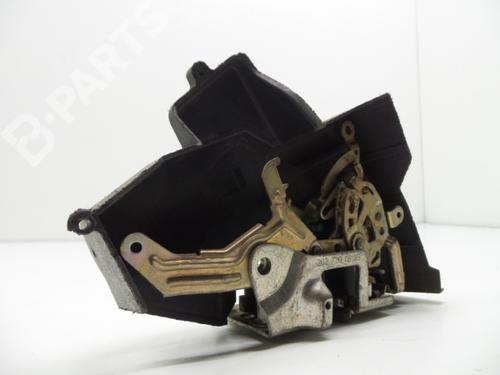 Used Rear right lock MERCEDES-BENZ C-CLASS (W202) [1993-2000]  1148352