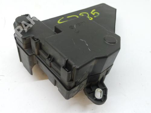 Skrzynka bezpieczników BMW 5 (E60) 520 d | BP1511657E1