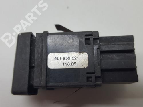 Switch SEAT IBIZA III (6L1)  | BP3682366I30