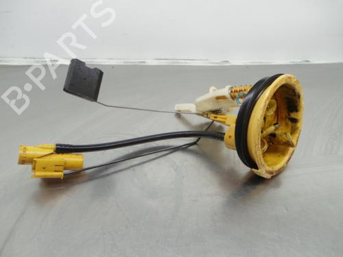 Used Fuel pump BMW 3 Touring (E46) 330 d (184 hp) 12242861