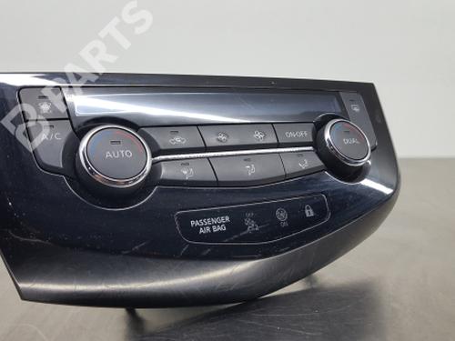 Used Climate control NISSAN QASHQAI II (J11, J11_) 1.2 DIG-T (115 hp) 4884349