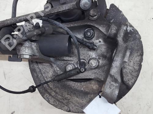 Fusée avant droite BMW 1 (E87) 120 d (163 hp) 1187443