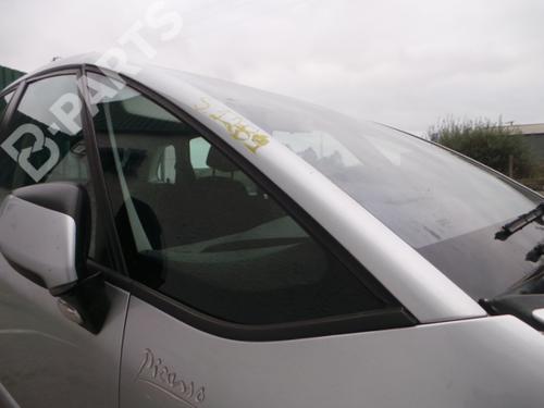front-right-quarter-glass-citroen-c4-picasso-i-mpv-ud_-16-hdi-2006-2007-2008-2009-2010-2011-2012-2013-2014-2015-4189293 main image