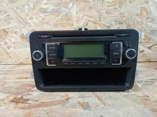 Used Radio VW GOLF VI (5K1) 1.6 TDI (105 hp) 3029578