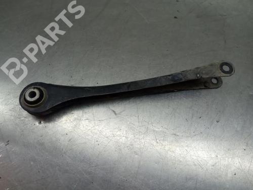 Venstre bak bærearm BMW 1 (F20) 118 i (136 hp) 4668075