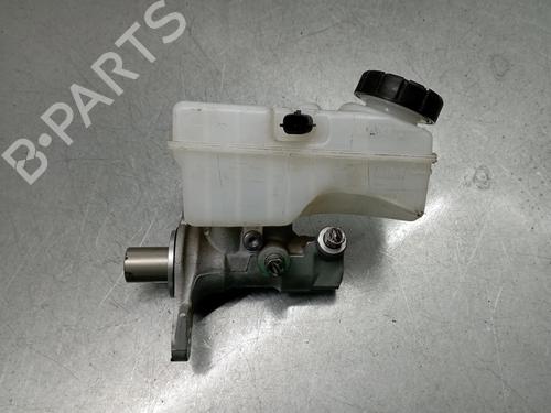 Used Brake master cylinder RENAULT CAPTUR I (J5_, H5_) 0.9 TCe 90 (90 hp) 3206194