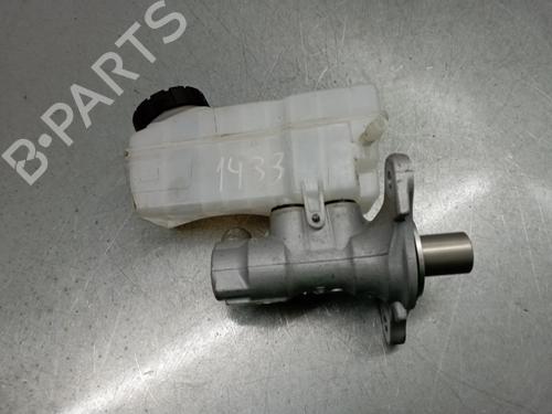 Brake master cylinder RENAULT CAPTUR I (J5_, H5_) 0.9 TCe 90 | BP3206194M77